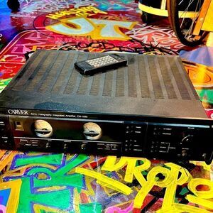 Vintage Carver Sonic Holography Integrated amplifier CM-1090 Made in Japan. Rare